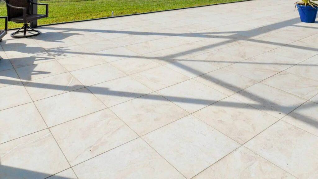 Stack bond pattern for decorative outdoor spaces Stack bond paver pattern for modern patios and low-traffic areas