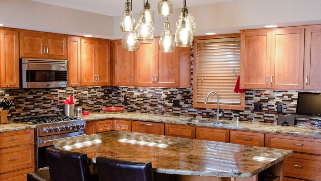Chart or visual showing pros and cons of traditional kitchen layout, including storage benefits and reduced social interaction
