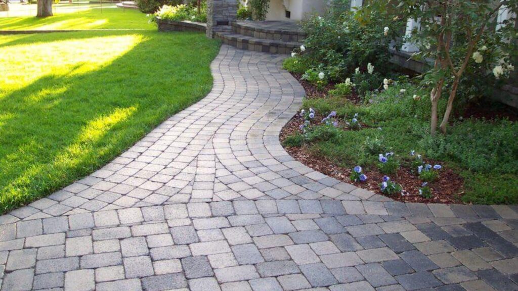 Decorative paver patterns for garden paths Safe and stylish walkway paver patterns for flow and stability