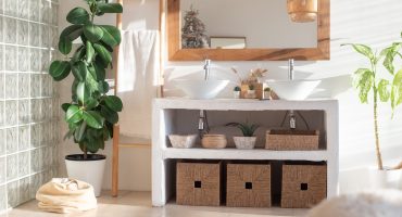 Bathroom Remodeling Contractors and Ideas on a Budget
