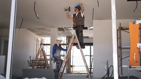 Home renovation tips: Choosing the right contractor for a smooth, successful remodeling experience.